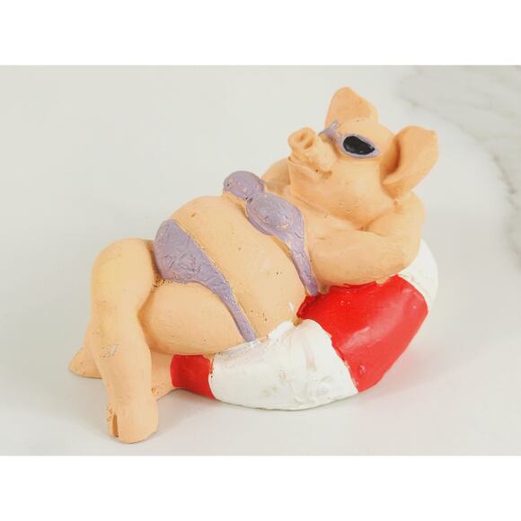 Pig In Bikini On The Beach Figurine Piglet Piggy Resin 3" Year 90s Pig Lover - Picture 4 of 12